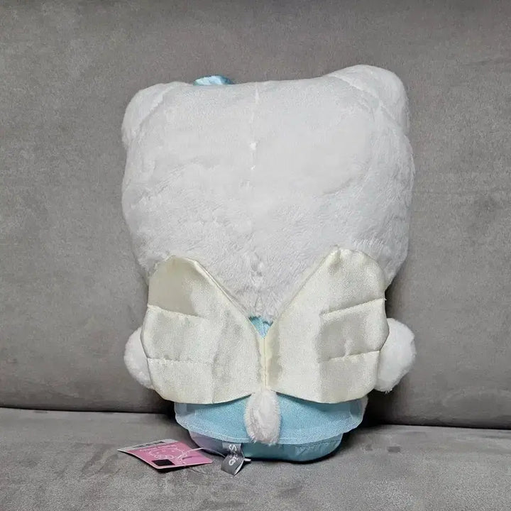 [BUNJANG] Sanrio Hello Kitty Blue Angel Medium Plush (25cm) / 정품 산리오 헬로키티 블루 엔젤 25cm 중형 인형