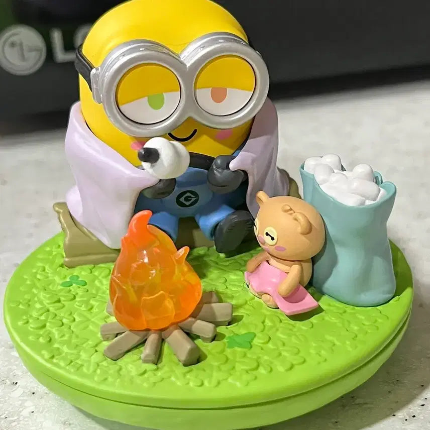 [BUNJANG] Minions Camping Limited Edition Figure Universal Studios Beijing / 미니언즈 팀베어 캠핑 유니버셜 스튜디오 베이징 한정 피규어