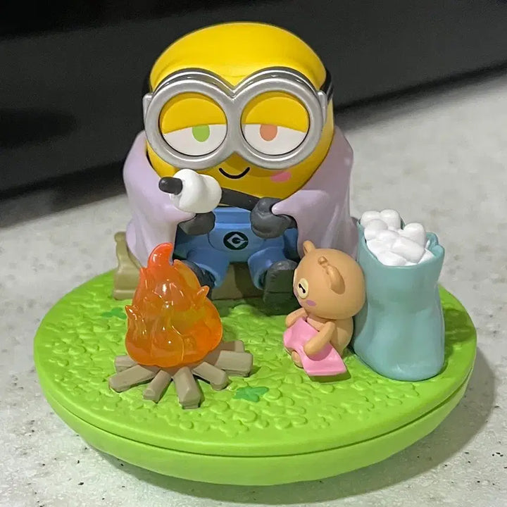 [BUNJANG] Minions Camping Limited Edition Figure Universal Studios Beijing / 미니언즈 캠핑 유니버셜 스튜디오 베이징 한정 피규어
