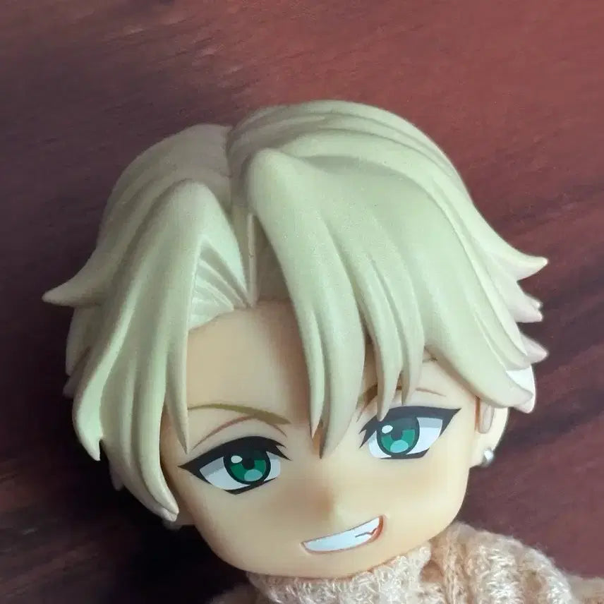 [BUNJANG] High Card Nendoroid Nigimanju Pin / 하이카드 HIGH CARD 니기만쥬 핀 넨도로이드