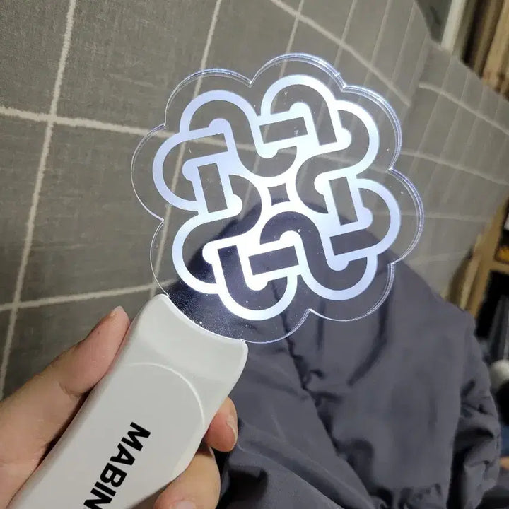 [BUNJANG] Mabinogi 22nd Anniversary Fantasy Party Support Stick (White) / 마비노기 22주년 판타지파티 응원봉 흰색