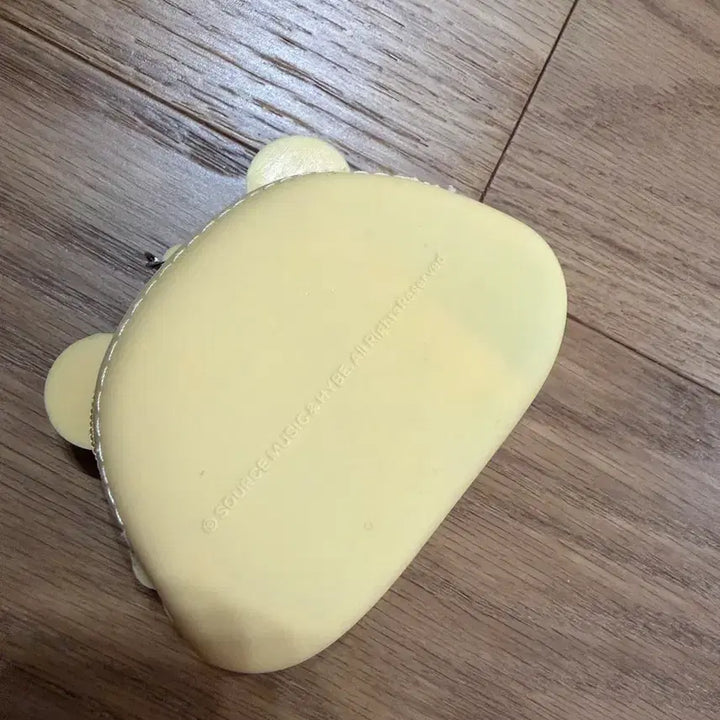 [BUNJANG] LE SSERAFIM Kazuha K-achhee Silicone Pouch Wallet / 김채원 김아치 실리콘 파우치 지갑 양도 르세라핌 핌즈클럽