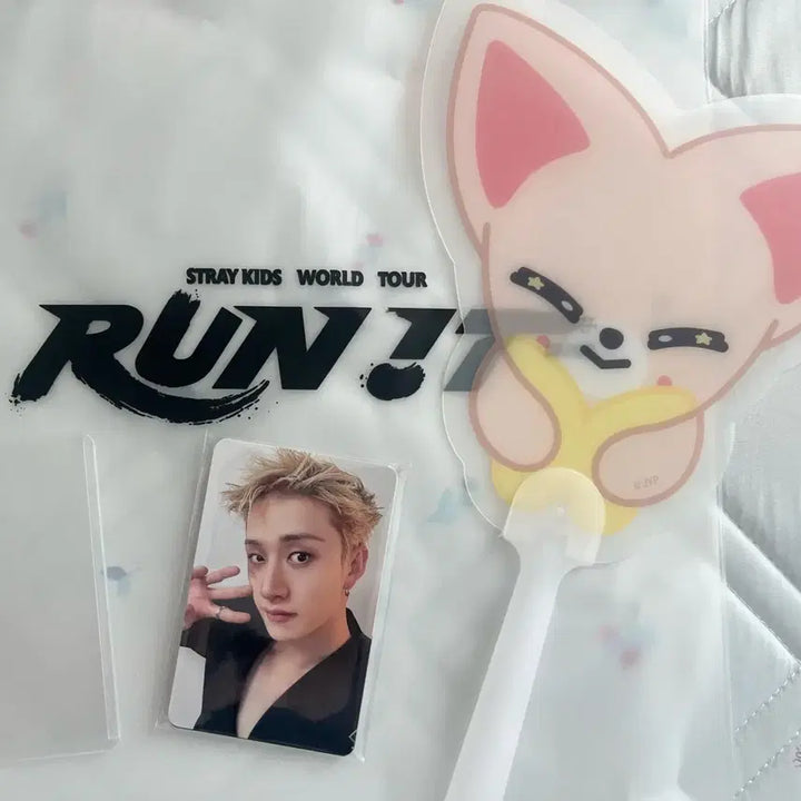 [BUNJANG] Stray Kids SKZOO RUN IT Concert Day 3 Photocard Full Set / 스트레이키즈 스키즈 런잇 07/29 day3 기프트 포카 OT8 + 폭시니 부채