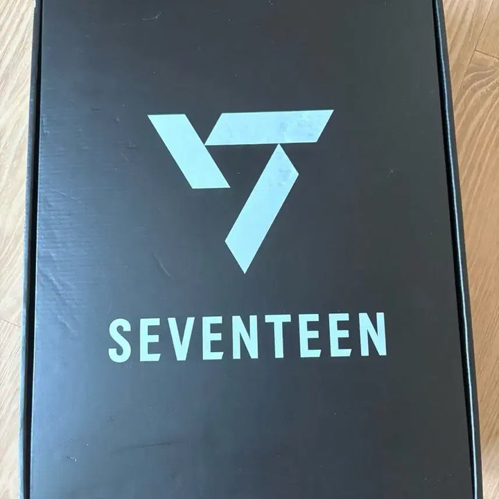 [BUNJANG] SEVENTEEN Love Music Festival M Countdown Live Broadcast Baseball Jacket / 세븐틴 럽머페 엠카 사녹 역조공 야구점퍼 야잠 잠바