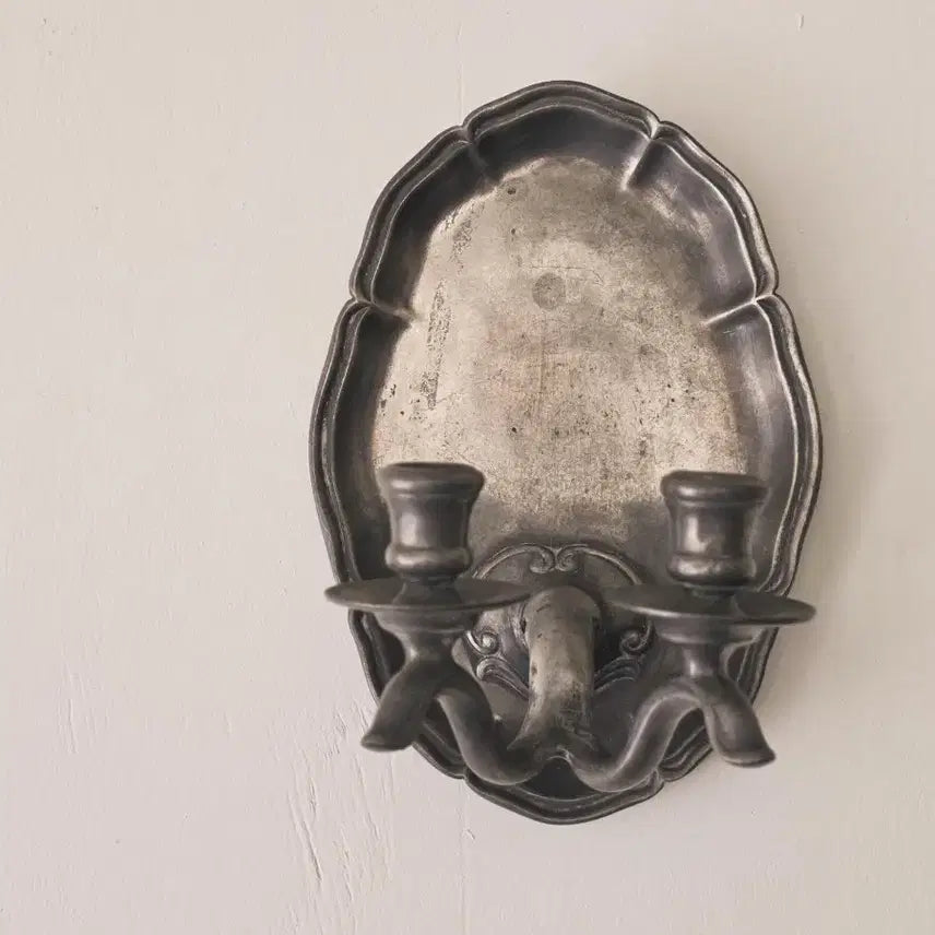 [BUNJANG] French Vintage Pewter 2-Arm Wall Sconce Candlestick / 프랑스 빈티지 주석(Pewter) 2구 벽걸이 촛대