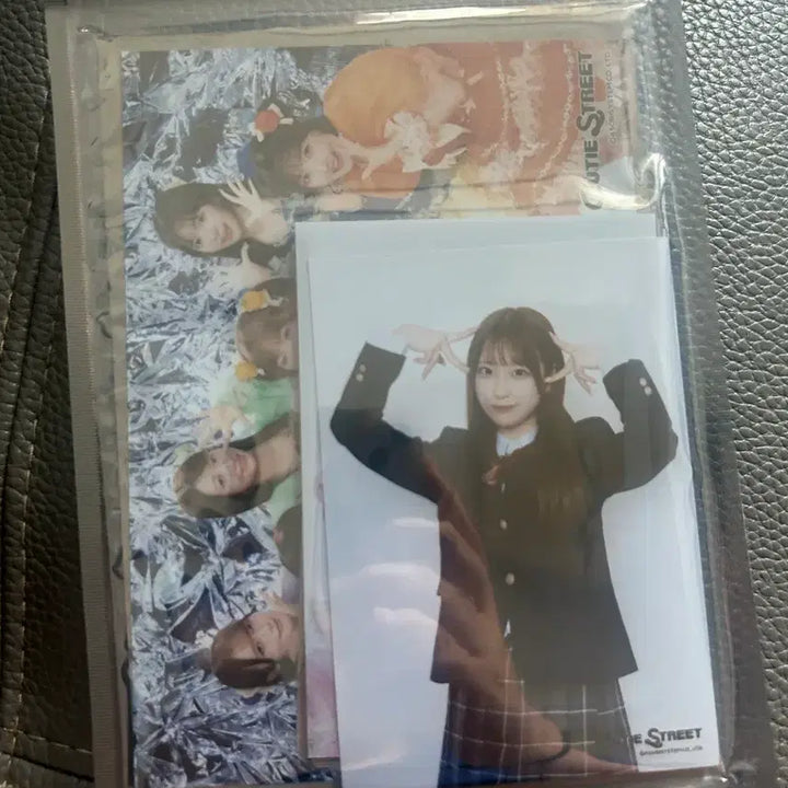 [BUNJANG] Q Store Cutie Street Haru Tan / Haruka Bromide Set (12 Pieces) / 원가이하)큐스토 큐티스트리트 파루땅/하루카 브로마이드 12장 세트
