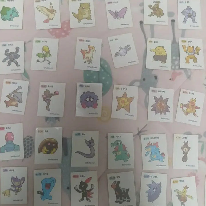 [BUNJANG] Pokemon Stickers Bundle / 포켓몬 띠부실 140개쯤 8에 팝니다