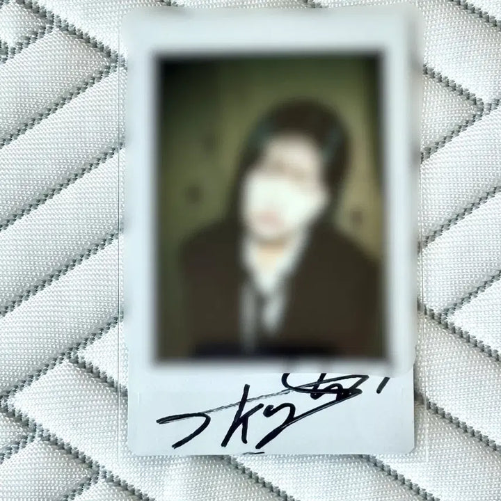 [BUNJANG] KISS OF LIFE Haneul Signed Polaroid / 키스오브라이프 하늘 사인 폴라로이드 싸폴 양도 싸인 kissoflife haneul 키오프