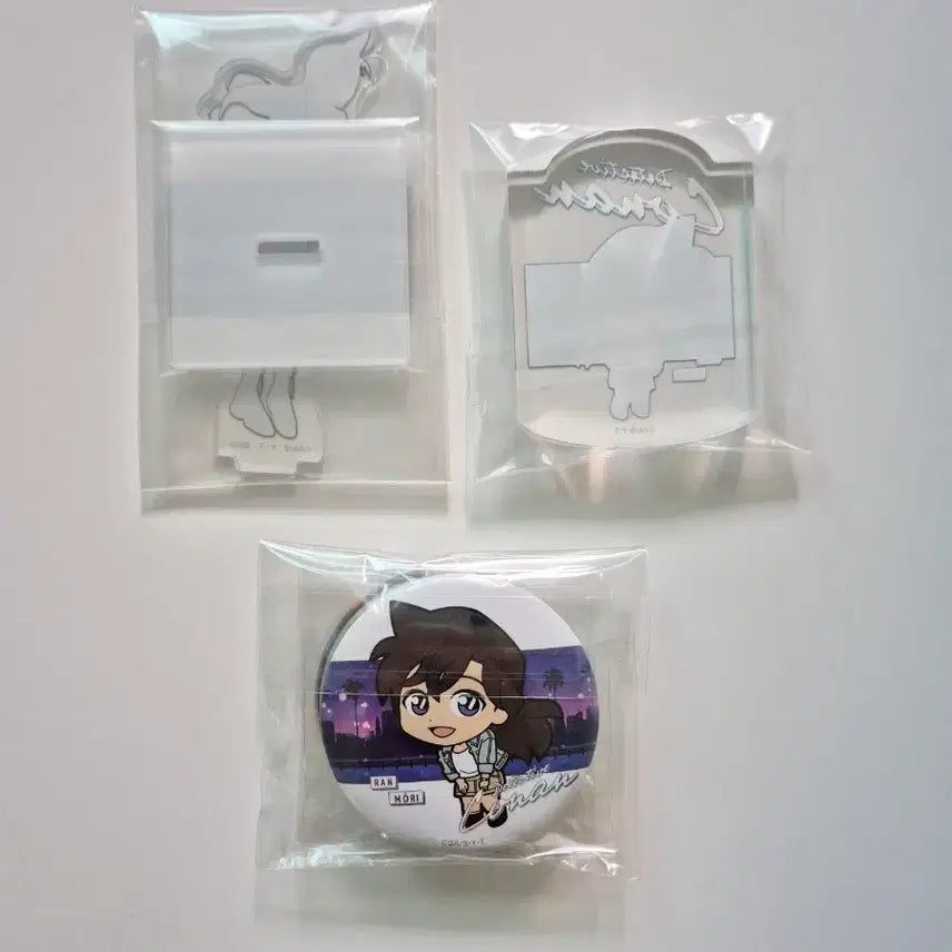 [BUNJANG] Detective Conan Ran Mouri Acrylic Stand, Can Badge &amp; Corotta Set / 명탐정 코난 세가 이치방 쿠지 모리 란 아크릴 스탠드 캔뱃지 코롯타 미란이