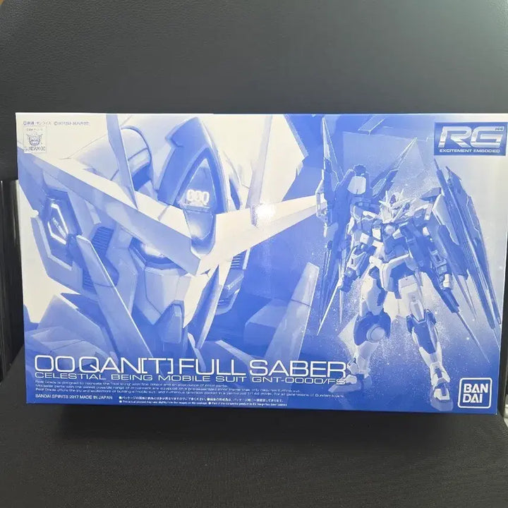 [BUNJANG] Bandai RG 00 Qan[T] Full Saber Gundam &amp; 107 Maintenance Unit / RG 더블오 퀀터 풀세이버 건담 미개봉 + 107정비반 프라모델 건프라 반다이