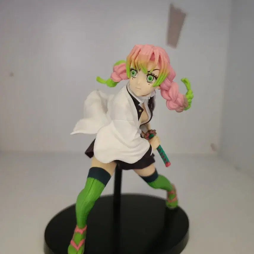 [BUNJANG] Demon Slayer Mitsuri Figure / 귀멸의 칼날 미츠리 피규어