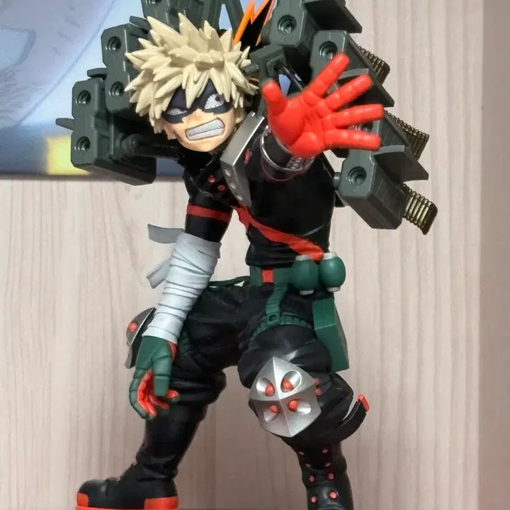 [BUNJANG] Amazing Heroes Bakugo Figure / 어메이징히어로즈 바쿠고