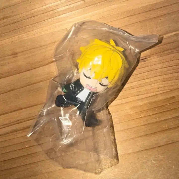 [BUNJANG] Wind Breaker Niroya Shoulder Slam Figure / 윈드브레이커 니레이 어깨쿵