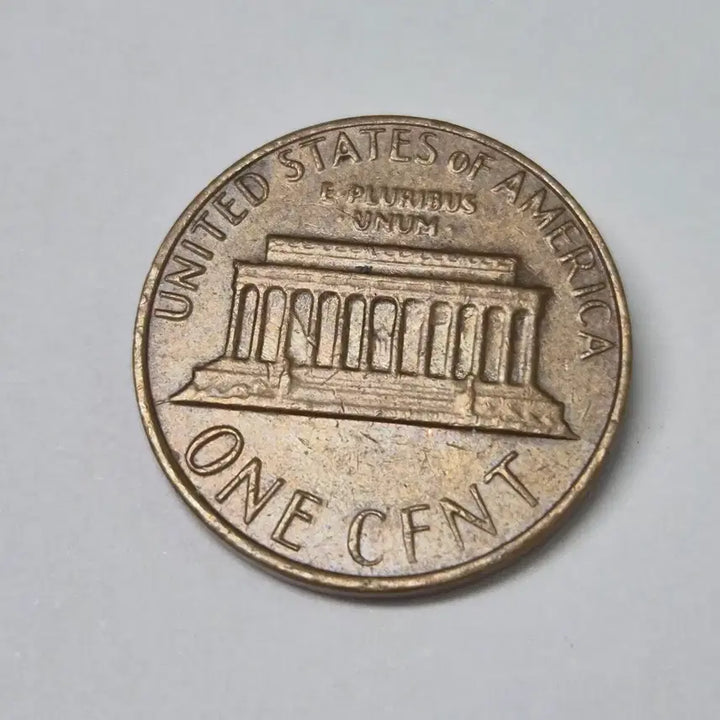 [BUNJANG] 1982 P Mint Lincoln Cent Error Coin - Small Date, Copper, 3.05g / 1982년 P 구리 링컨 센트 Small Date 에러동전3.05g