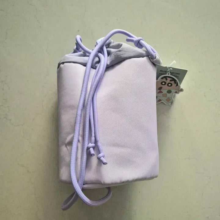 [BUNJANG] Crayon Shin-chan Cylindrical Drawstring Bag / 짱구(크레용 신짱) 원통형 조임 가방