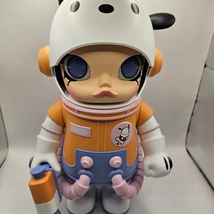 [BUNJANG] Pop Mart Space Molly 400% Sanrio Pochacco Figure / 팝마트 스페이스몰리 400% 산리오 포차코 판매