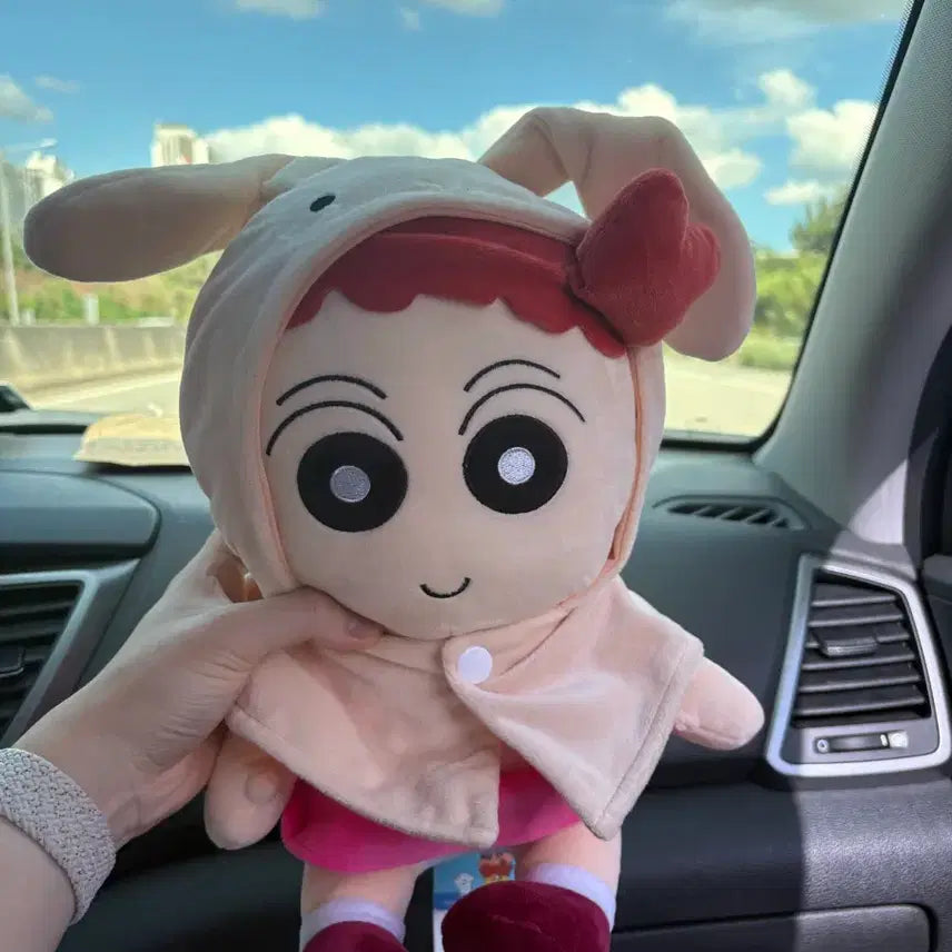 [BUNJANG] Crayon Shin-chan "Yuri" Rabbit Plush / 짱구 유리 토끼 인형