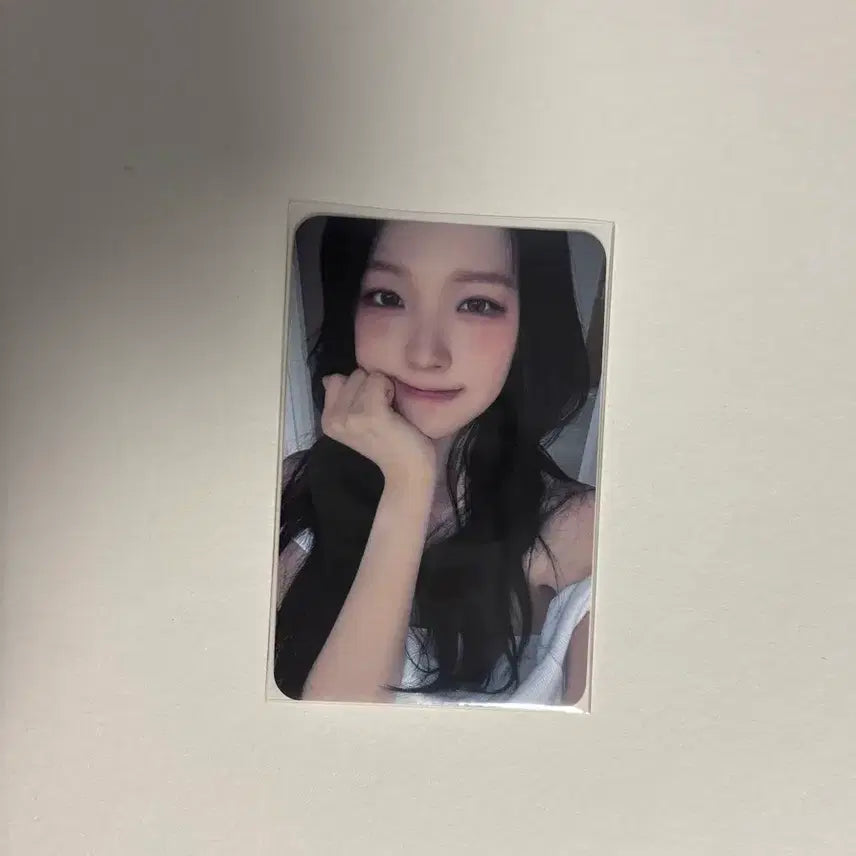 [BUNJANG] fromis_9 Baek Ji-heon Glow Me Lucky Draw Photocard / 프로미스나인 백지헌 글로우미 후즈팬 미공포 포카 양도