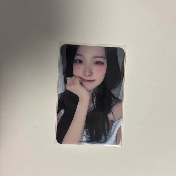 [BUNJANG] fromis_9 Baek Ji-heon Glow Me Lucky Draw Photocard / 프로미스나인 백지헌 글로우미 후즈팬 미공포 포카 양도