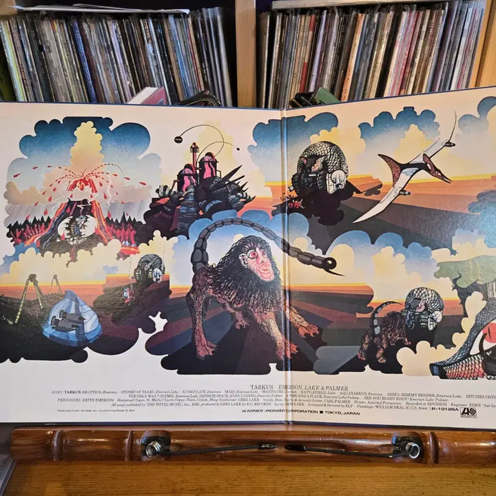 [BUNJANG] Emerson, Lake &amp; Palmer Tarkus 1976 Japan Reissue LP / Emerson,Lake &amp; Palmer.tarkus.76.JP.RE.NM/NM+.민트급LP