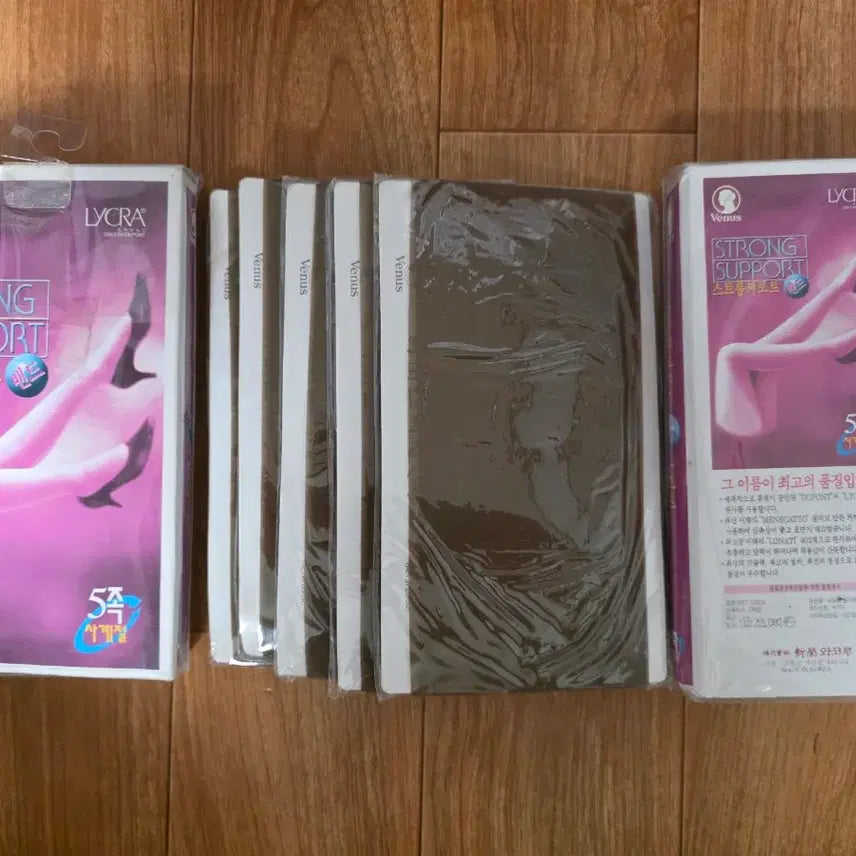 [BUNJANG] Venus Vintage Strong Support Pantyhose Set / 빈티지 비너스 밴드 스타킹