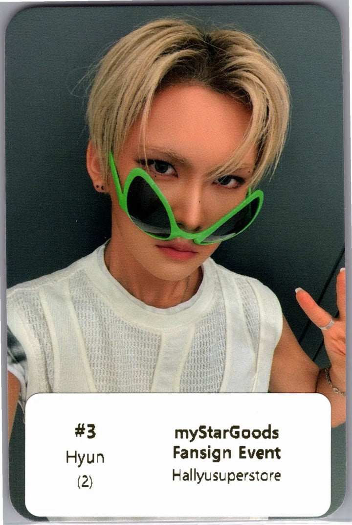 XLOV "I,God" - MyStarGoods Fansign Event Photocard R5 [26.07.20]