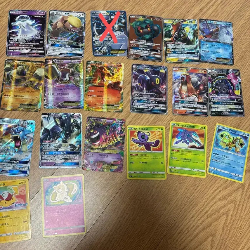 [BUNJANG] Pokemon Card Assortment - Pikachu, Mew, Charizard, and More / 포켓몬카드 지우의 피카츄 ,리자몽, 팬텀, 뮤, 갸라도스등등