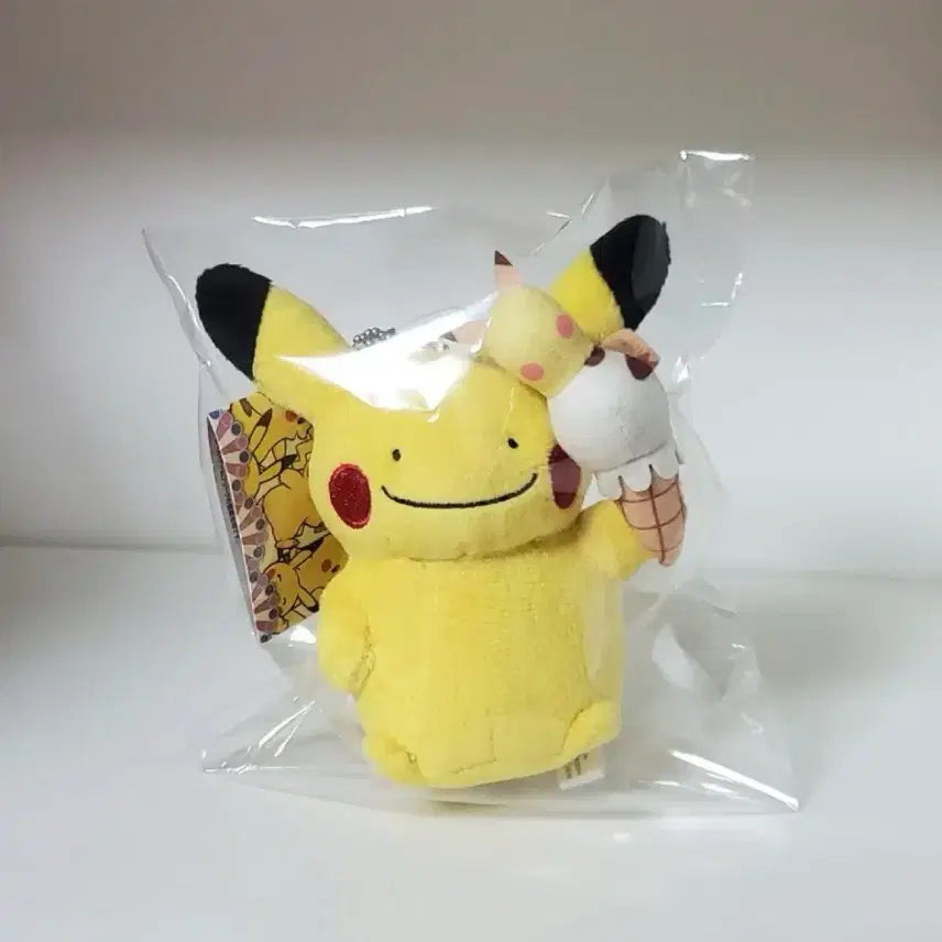 [BUNJANG] Pokemon 2015 Carnival Series Metamon Pikachu Mascot / 포켓몬 2015 카니발 시리즈 마스코트 메타몽 피카츄