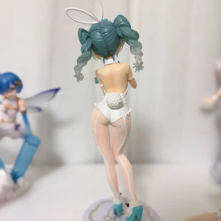 [BUNJANG] Luludo Bunny Girl Miku White Figure / 루루도 바니걸 미쿠 화이트 피규어