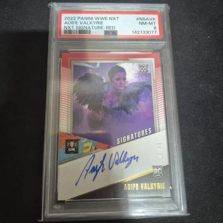 [BUNJANG] WWE Lyra Valkyria Red On-Auto Rookie Card 49/49 PSA 8 / [WWE] 라이라 발키리아 레드 온오토 49한정 PSA 8