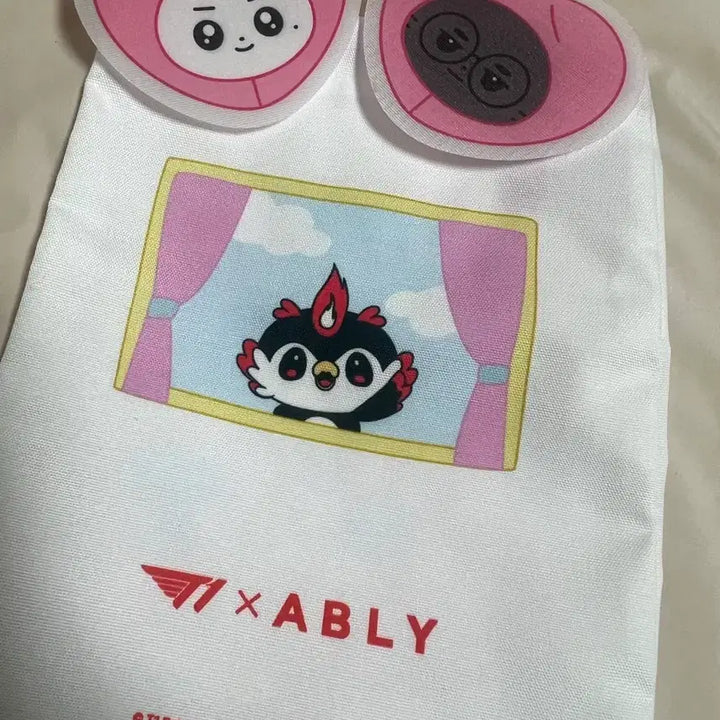 [BUNJANG] T1 Ably Tarpaulin Bag &amp; Pouch &amp; Hair Patch Bundle Set / 티원 ABLY 타포린백&amp;파우치&amp;헤어패치 일괄 판매