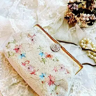 [BUNJANG] French Floral Lady Bead Bag / 프렌치 플로럴 레이디 비즈백