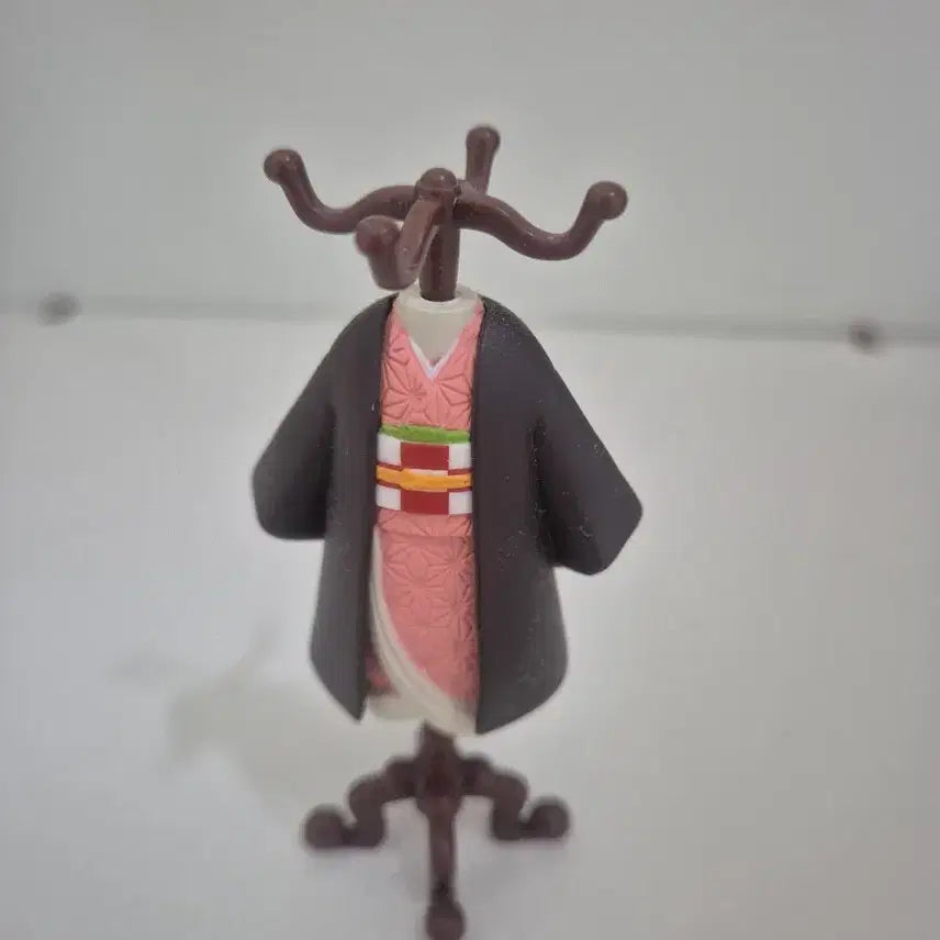 [BUNJANG] Demon Slayer Nezuko Torso Gacha Figure / 귀멸의칼날 네즈코 토르소 가챠