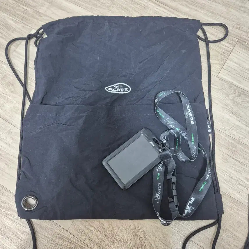 [BUNJANG] Play V Gym Bag &amp; Lanyard Bundle Set / 플레이브 짐색 랜야드 일괄판매