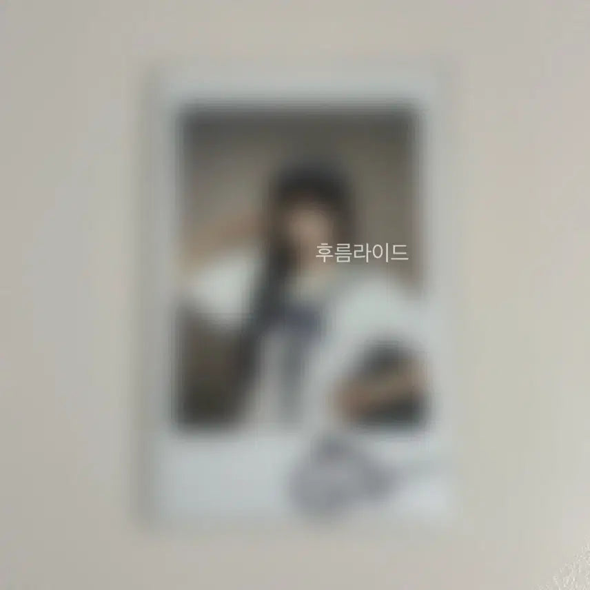 [BUNJANG] ARTMS Choi 4-Cut Signed Polaroid / ARTMS 아르테미스 최리 싸폴 사인 폴라로이드