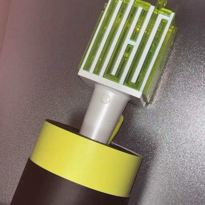 [BUNJANG] NCT Official Light Stick (Ngeun) / 엔시티 응원봉 구믐 믐뭔봉 양도