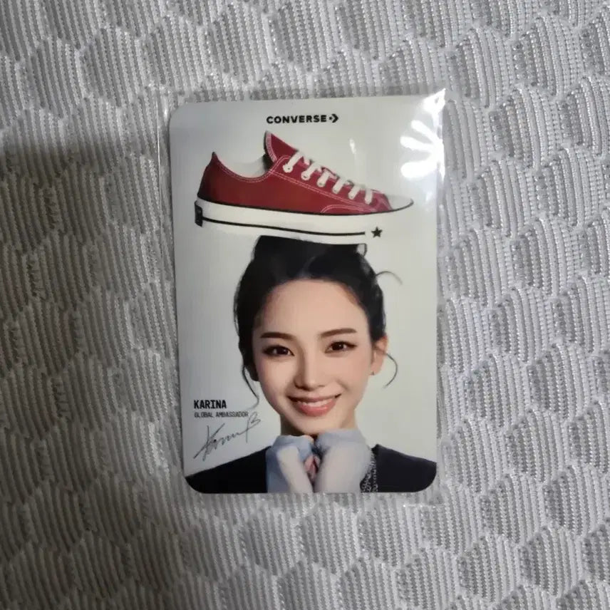 [BUNJANG] aespa Karina Converse Photocard (Sealed) / 미개봉) 컨버스 카리나 포카 포토카드