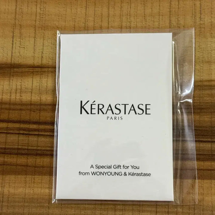 [BUNJANG] Kérastase Wonyoung Photocard Bundle Set (Sealed) / 케라스타즈 장원영 포토카드 미개봉 2장 일괄