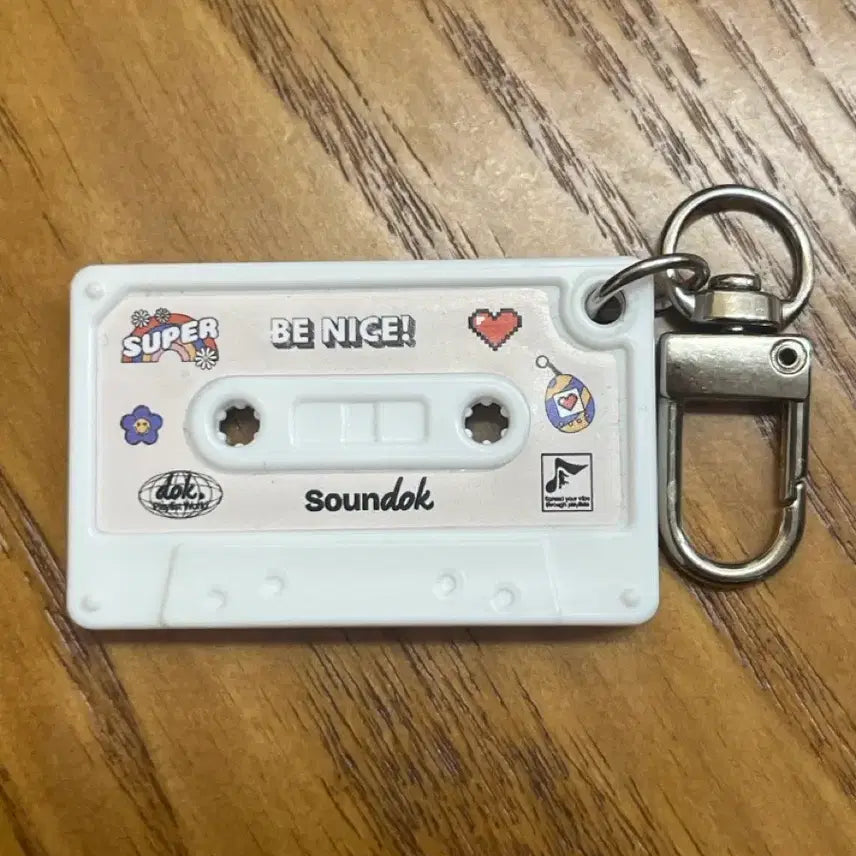 [BUNJANG] Soundberry Festa 2026 NFC Cassette Tape Keyring (Limited Edition) / 사운드베리페스타 26 NFC 카세트테이프 키링 (한정판)