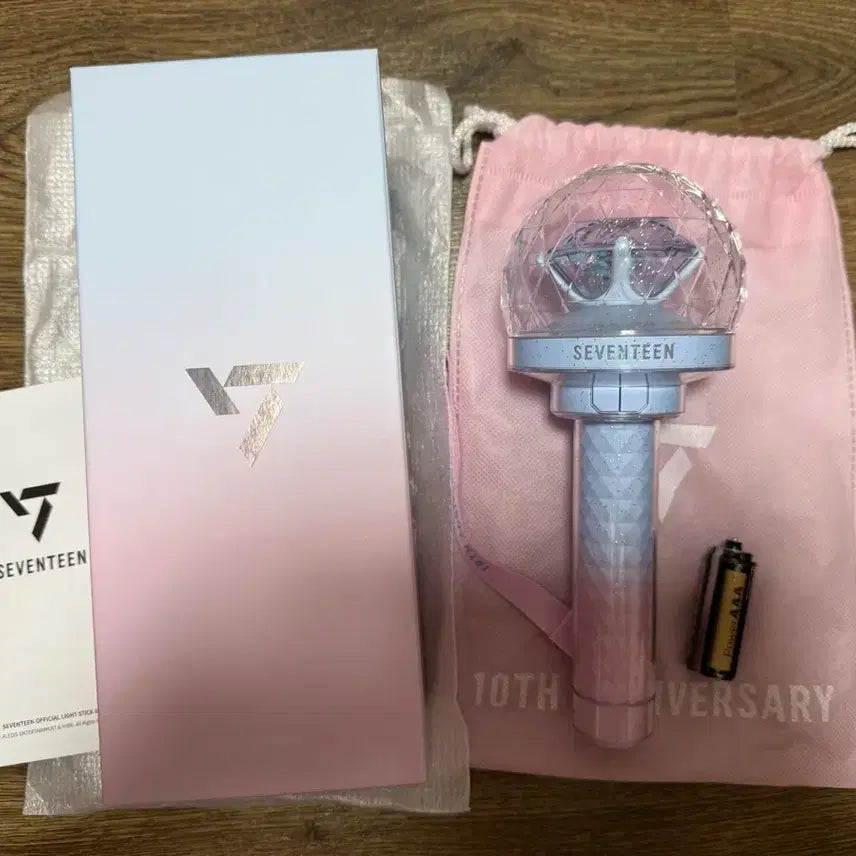 [BUNJANG] SEVENTEEN Official Light Stick 10th Anniversary Edition / 세븐틴 응원봉 10주년 기념 공식 응원봉 급처합니다