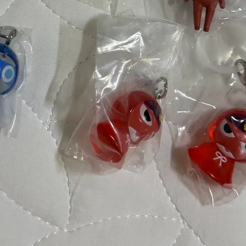 [BUNJANG] Keroro Sergeant Frog Dororo Mejilushi Raincoat Gacha Figure / 케로로 도로로  메지루시 우비 가챠