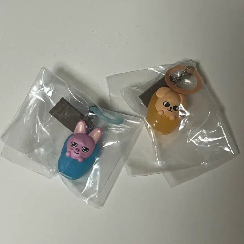 [BUNJANG] Stray Kids Hyunjin Dwaekki Camping Pouch Gacha Bundle Set / 스트레이키즈 스키즈 스키주 퍼핌 돼끼 캠핑 포대기 가챠 양도
