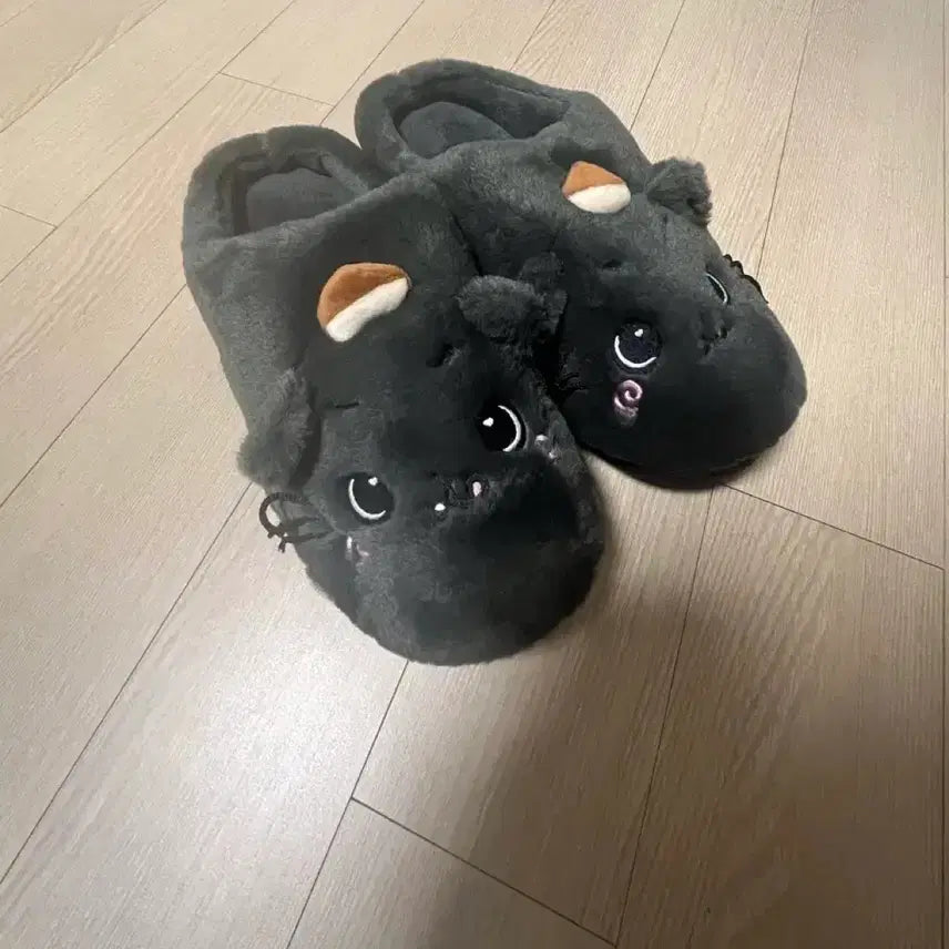 [BUNJANG] NCT WISH Kuri Slipper / 엔시티 위시 쿠리 (마지막으로 가격 내려요)