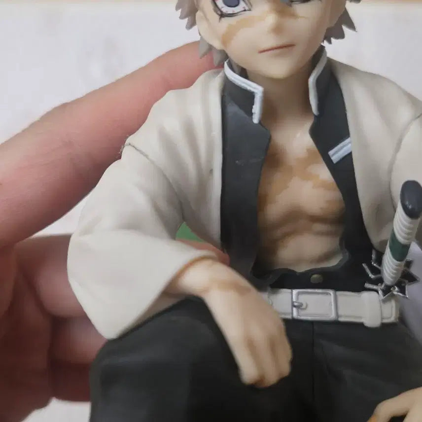 [BUNJANG] Demon Slayer Sanemi Shinazugawa Japaneasy Assembly Figure / 사네미 주합회의 피규어
