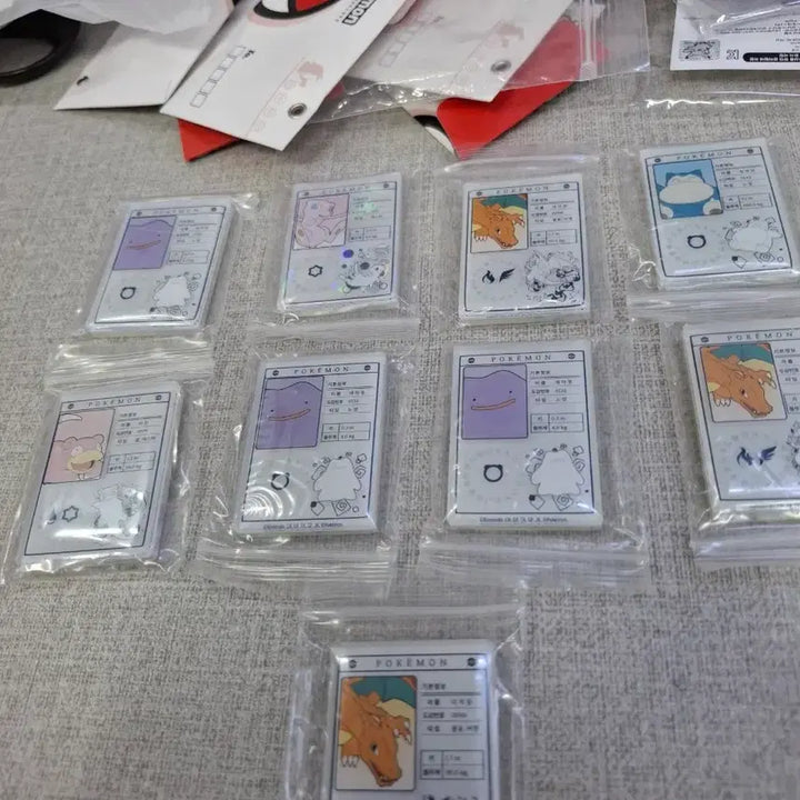 [BUNJANG] Lotteria Pokémon Introduction Book Magnet / 롯데리아 포켓몬 소개서 마그넷 교환 및 판매합니다.