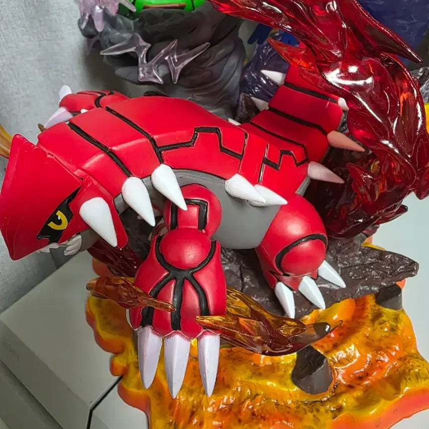 [BUNJANG] Large PVC Pokemon Figures (Groudon, Kyogre, Rayquaza) / 전설의 포켓몬 피규어 판매합니다.