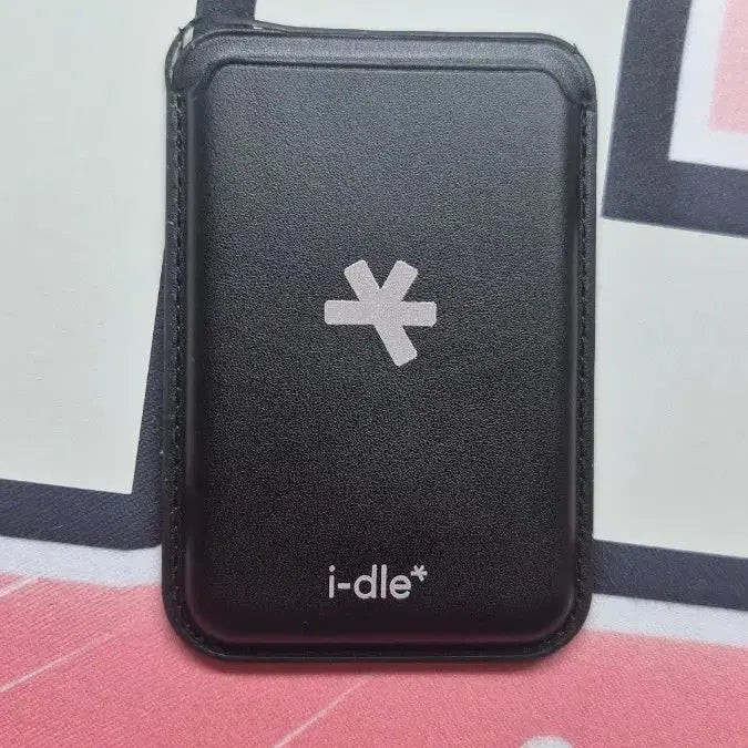 [BUNJANG] G)I-DLE Card Holder / 아이들 카드지갑 하자 많음 판매합니다