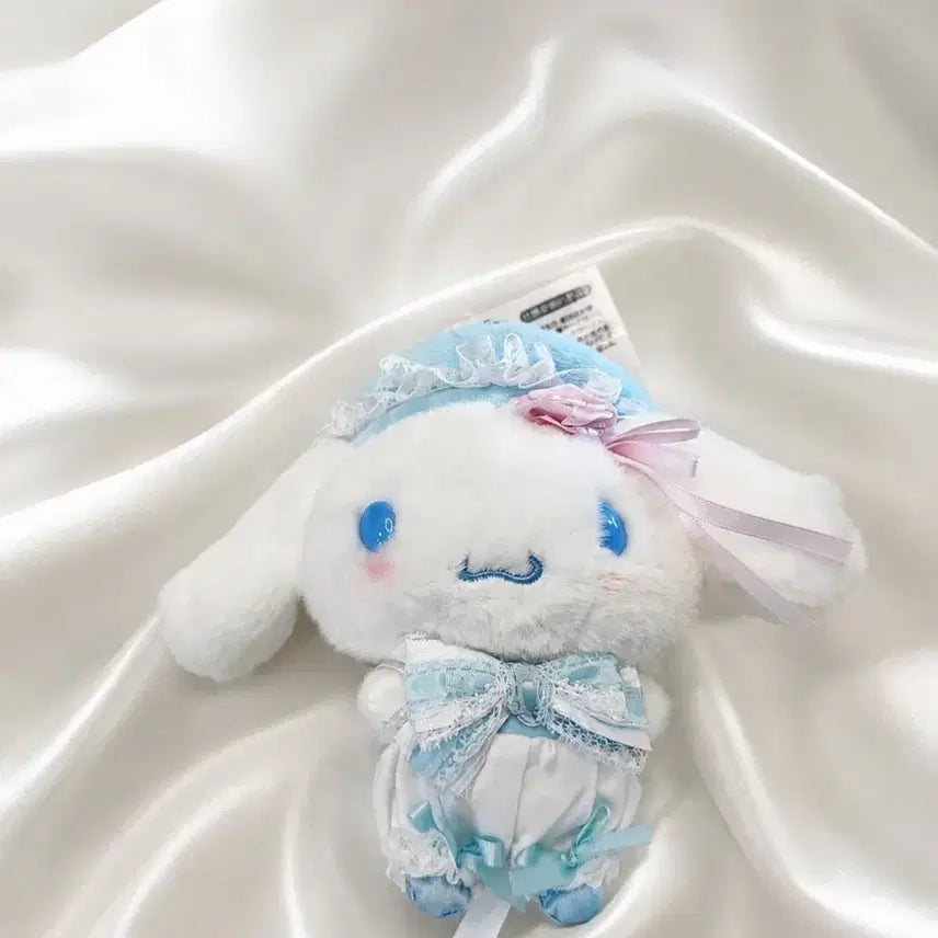 [BUNJANG] Sanrio Cinnamoroll White Frill Mascot Charm / 산리오 마스코트 화이트프릴   시나모롤
