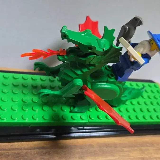 [BUNJANG] LEGO Original Vintage Castle Series Green Dragon + Wizard (1993) / 레고 정품 올드레고 캐슬 녹색 드래곤 + 마법사 (1993 빈티지)