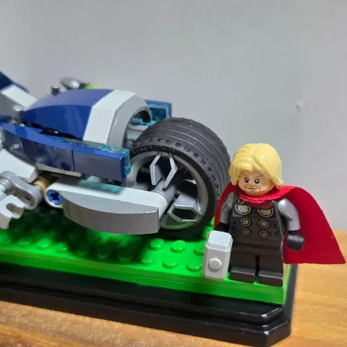 [BUNJANG] LEGO Marvel 76142 Black Panther Speeder Bike with Thor Minifigure / 레고 마블 76142 블랙팬서 스피더 바이크 (토르 포함)